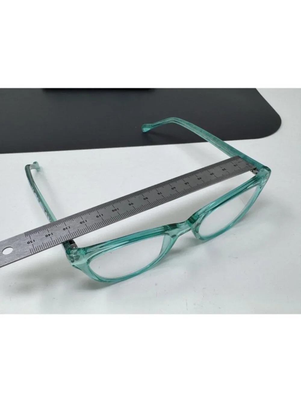 Vera Bradley Ashlyn Reading Glasses Vines Col. Cloud Vine  +2.00